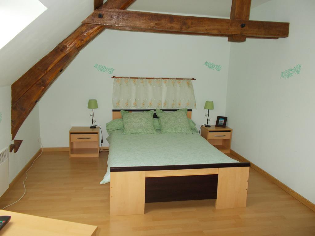 La Ferme De Genarville Bouville  Room photo